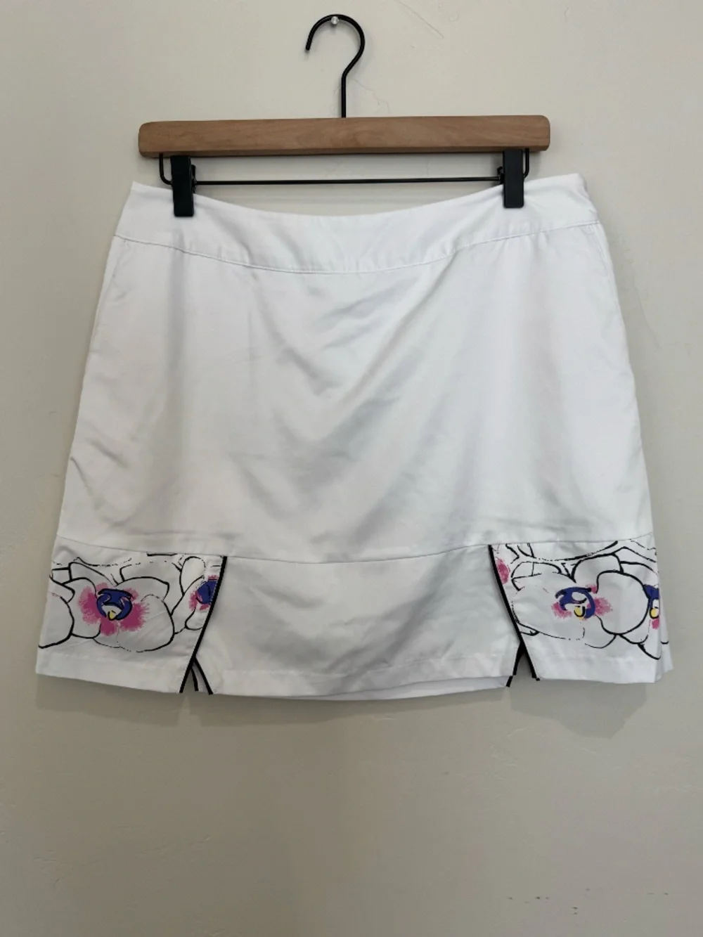 Adidas White and Floral ClimaCool Golf Skort Size 8 Pickleball Tennis Athletic